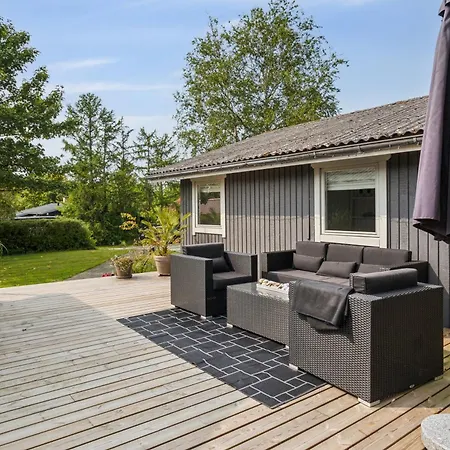 Lovely In Pot Strandby * Sonderby (Midtjylland)